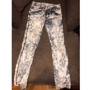 Acid washed jeans